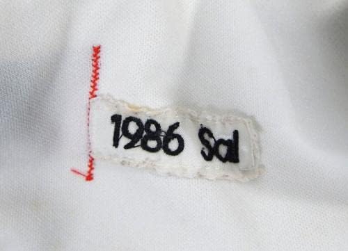1986 Салем Ангели 35 Игра користеше бел дрес 44 DP24801 - Игра користена МЛБ дресови